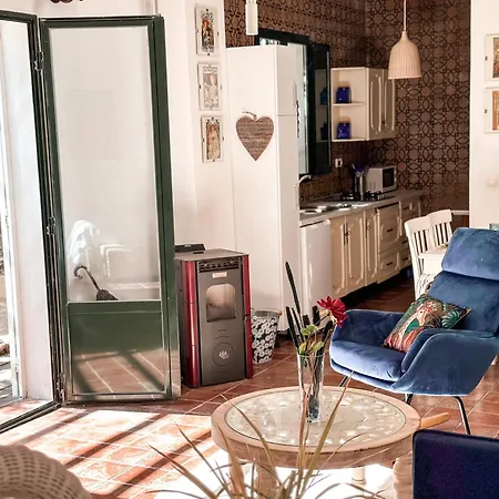 La Casería Azul de Cuadros-3